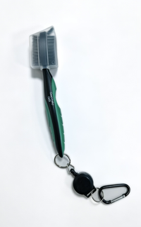 Good Friday Golfs club brush, green and black, with retractable clip